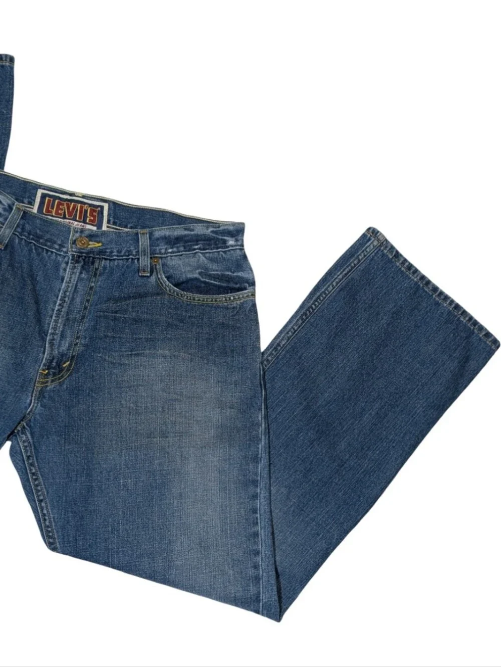 Levi's | Men's Medium Blue Relaxed Jeans | Baggy Outdoor | Streetwear | Denim